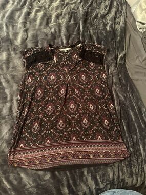 Sleeveless Printed Lace-Yoke Top - Danielrainn